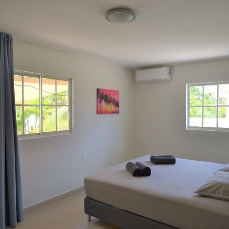 Relex Villa With Private Pool Willemstad Extérieur photo