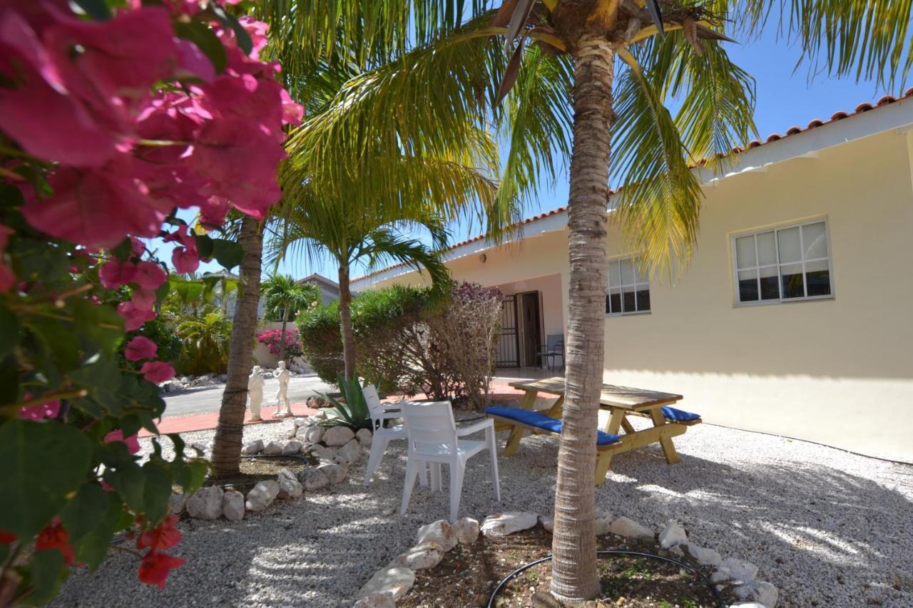 Relex Villa With Private Pool Willemstad Extérieur photo