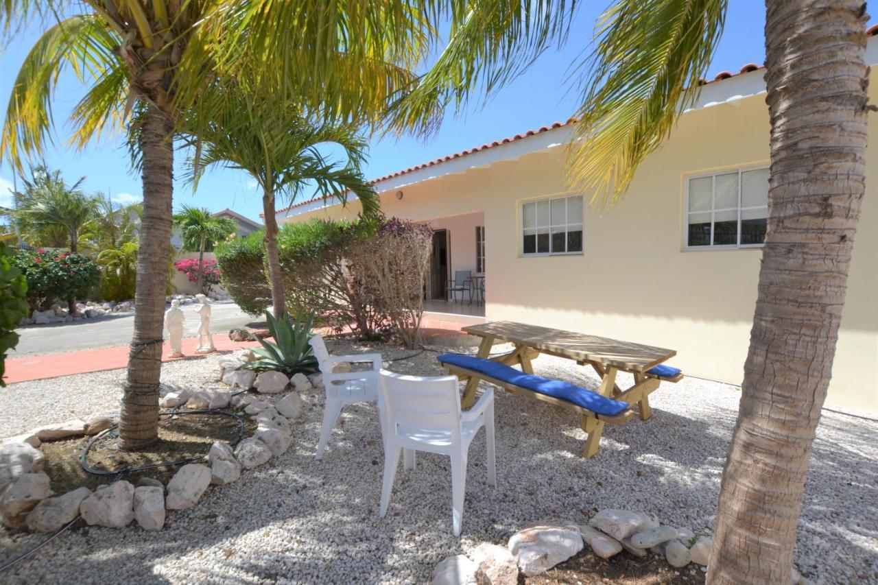 Relex Villa With Private Pool Willemstad Extérieur photo