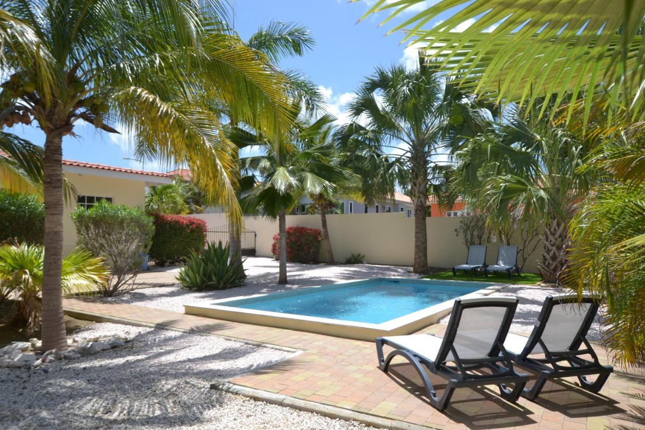 Relex Villa With Private Pool Willemstad Extérieur photo