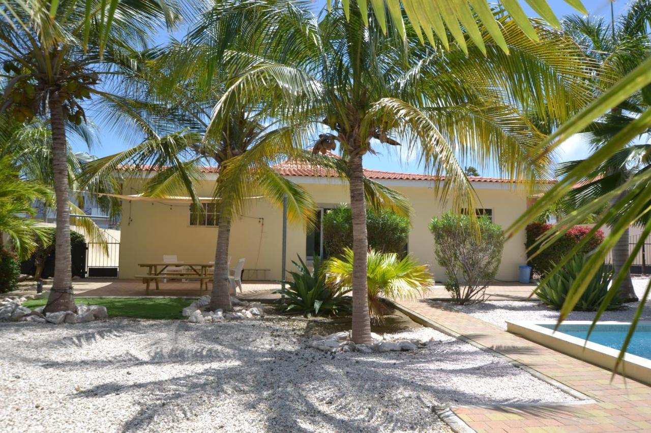 Relex Villa With Private Pool Willemstad Extérieur photo