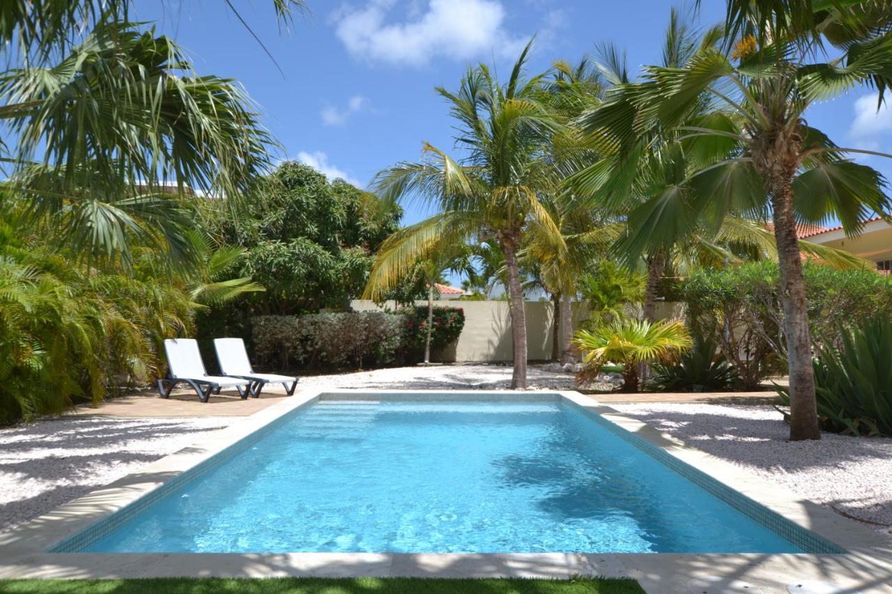 Relex Villa With Private Pool Willemstad Extérieur photo